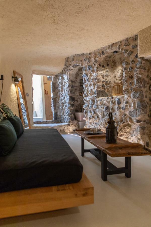 Nalas Suites Emporio  Luaran gambar