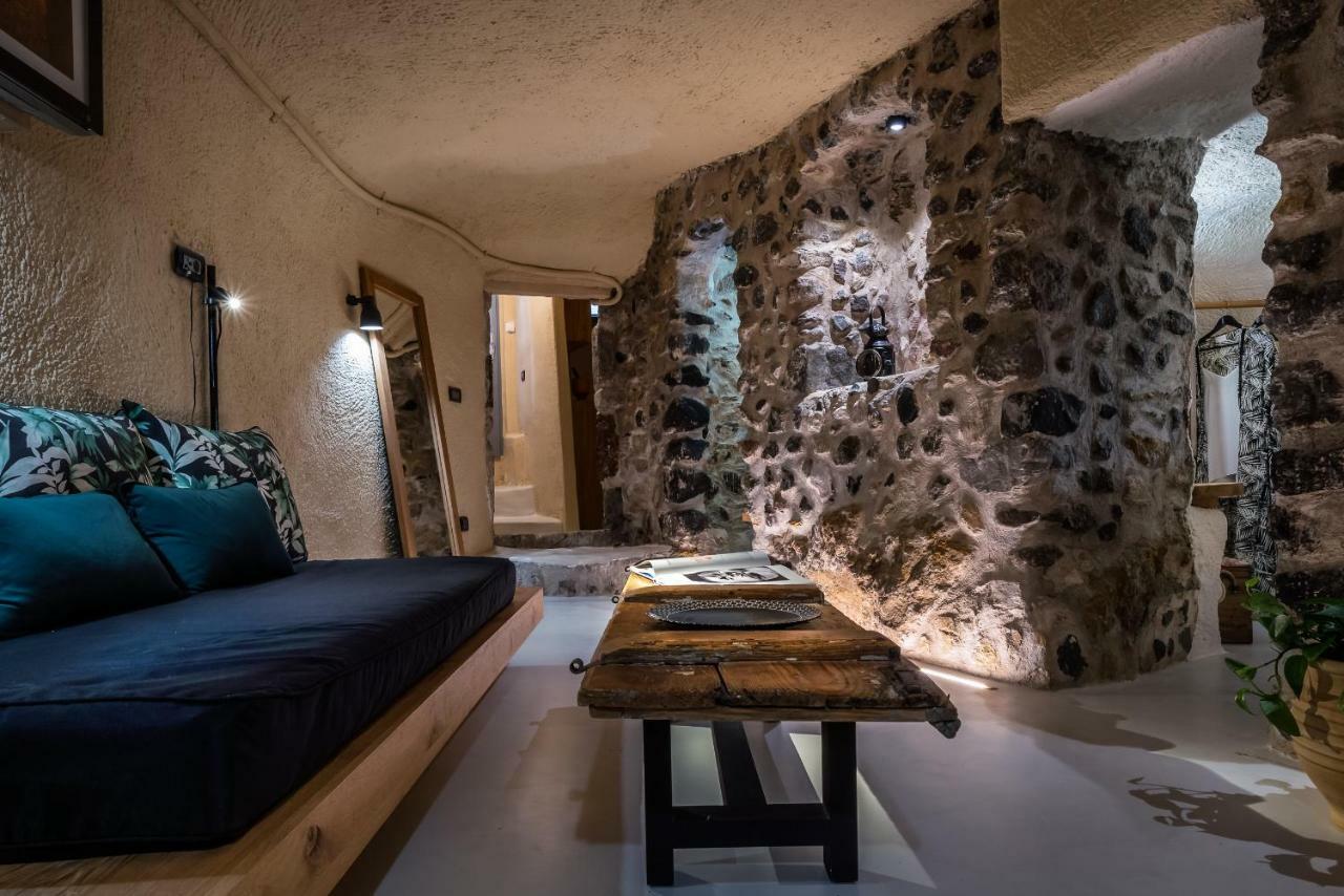 Nalas Suites Emporio  Luaran gambar