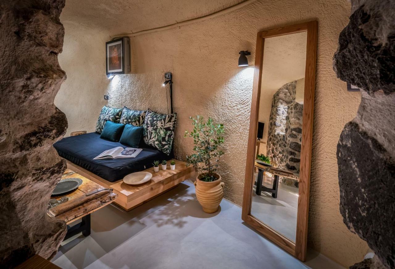Nalas Suites Emporio  Luaran gambar