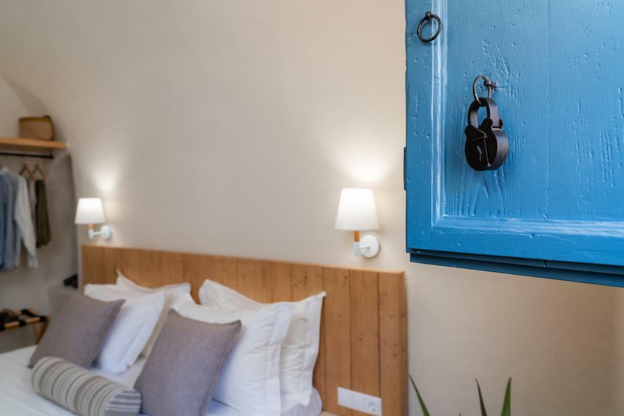 Nalas Suites Emporio  Luaran gambar